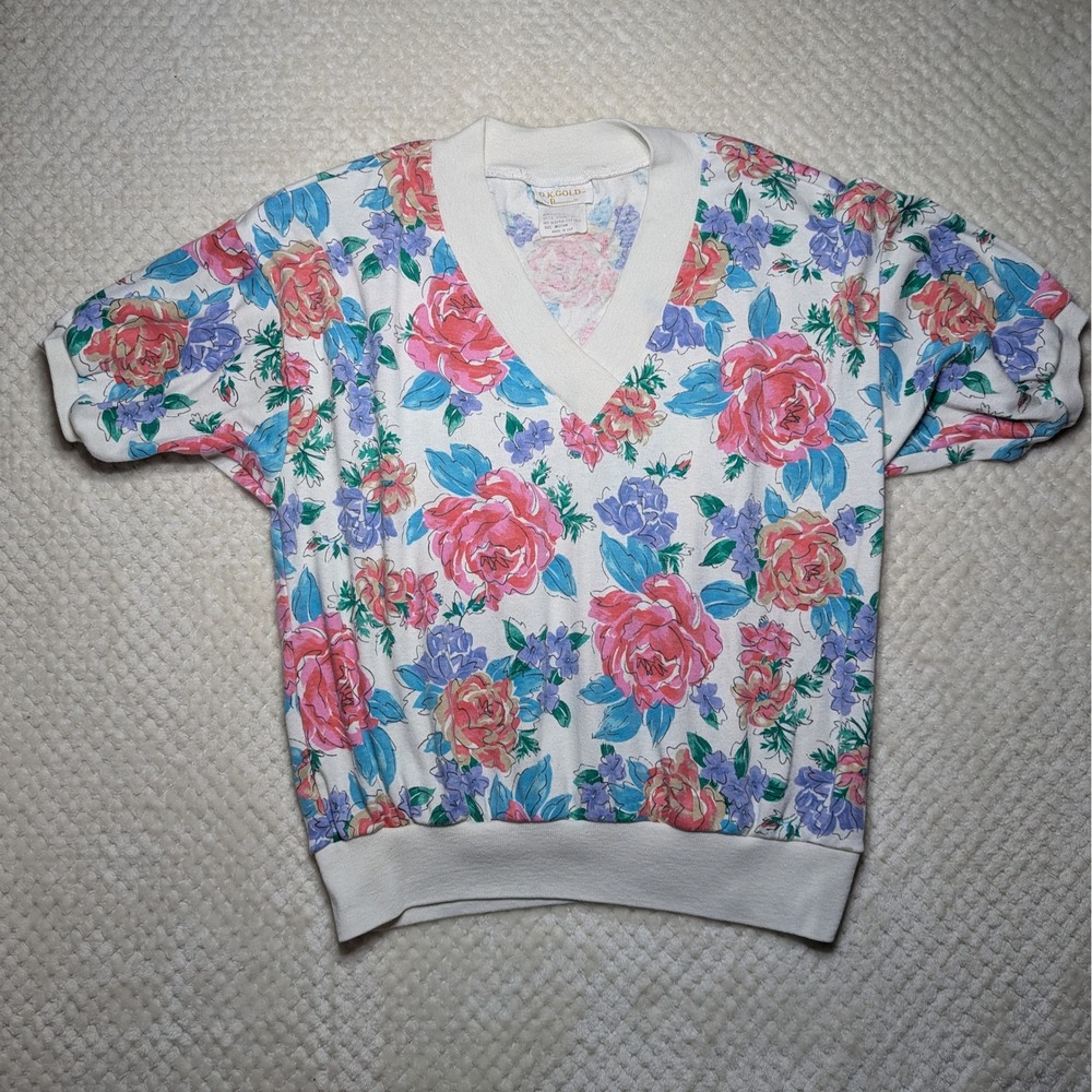 Vintage D.K. Gold Floral V-Neck Top | Made in USA‎ | M